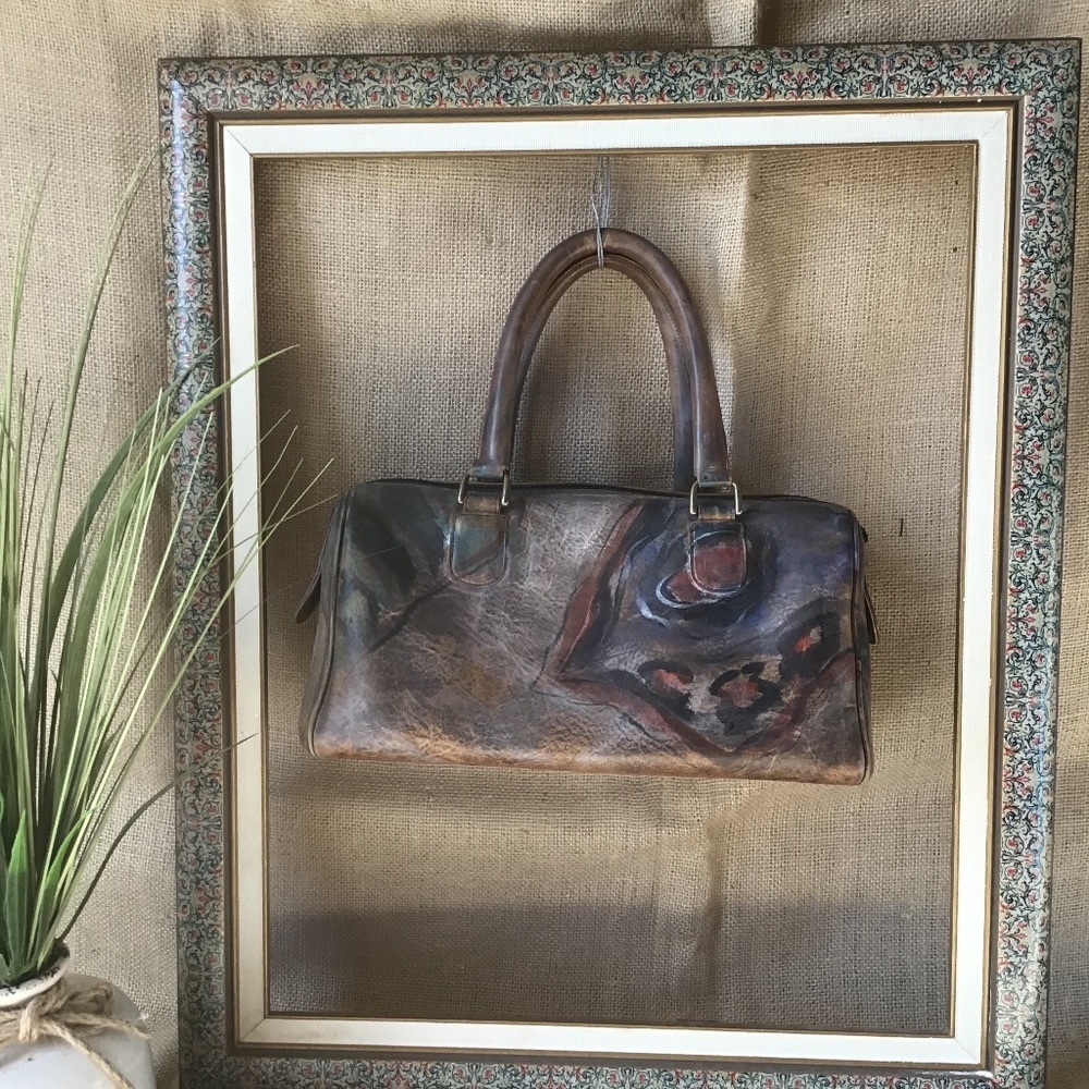 Elegant Brown Leather Handbag